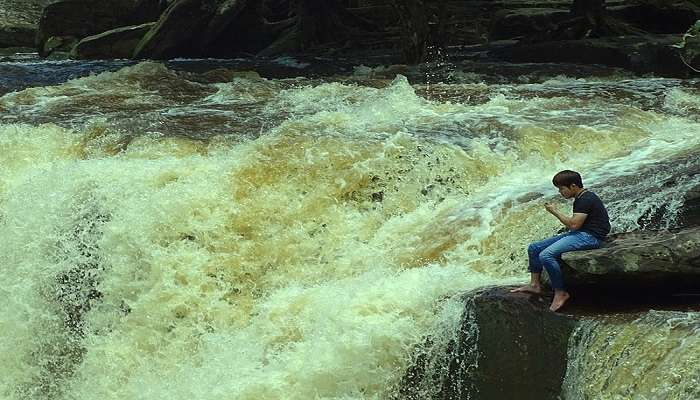 choose the best time to explore the waterfalls in Kampot.
