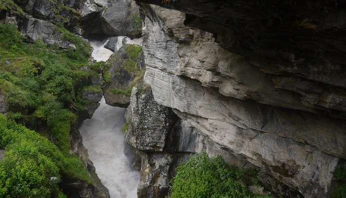 Bhim Pul is a must-see place near Shree Badrinath Temple