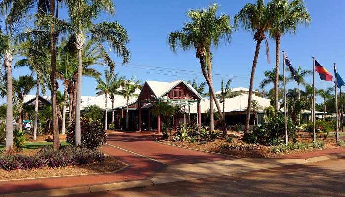 walk in the streets of Broome