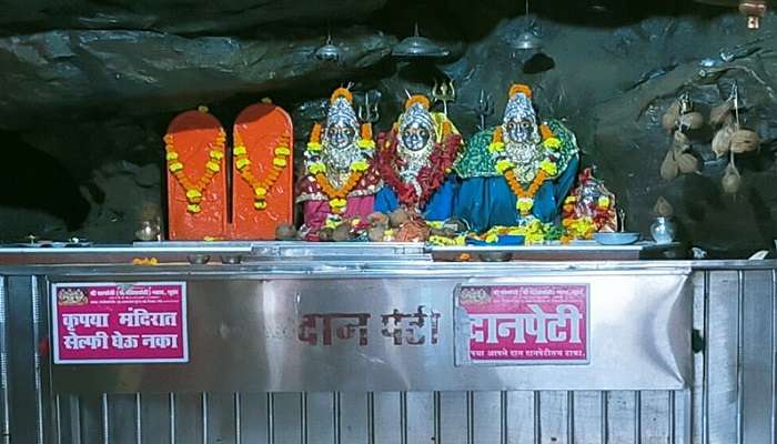 The idol of Chandika Devi Goddess Kali is worshipped here in Karnaprayag.