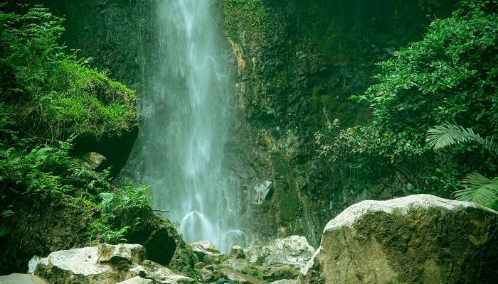 A stunning view of Chhoei Waterfall near Kulhi Katandi