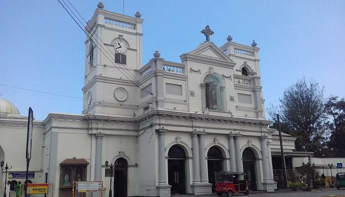Eglise Saint Antoine, C’est l’une des plus beaux endroits du Sri Lanka