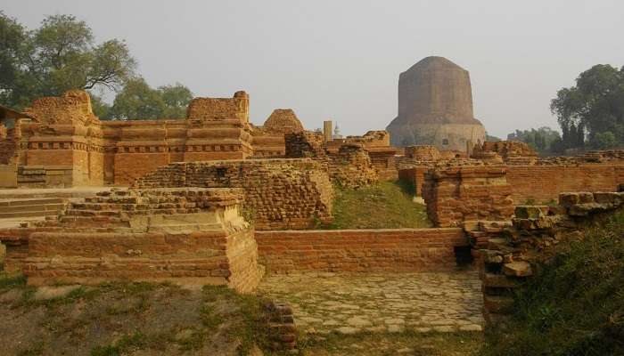 The famous stupas of Sarnath