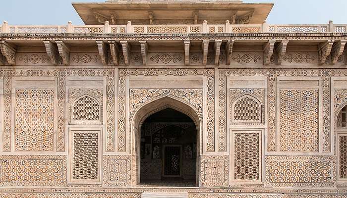 The stunning entrance to the magnificent Itmad-ud-Daula in Agra, Uttar Pradesh