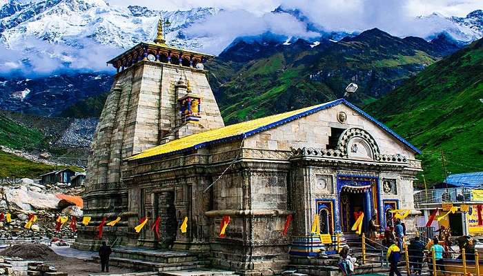 Visit Kedarnath in April as you get a soulful escape in the state of Uttarakhand