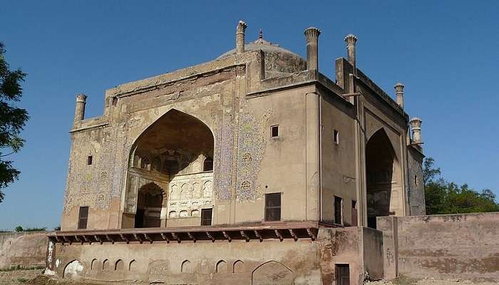 Chini Ka Rauza is the funerary monument built for Afzal Khan