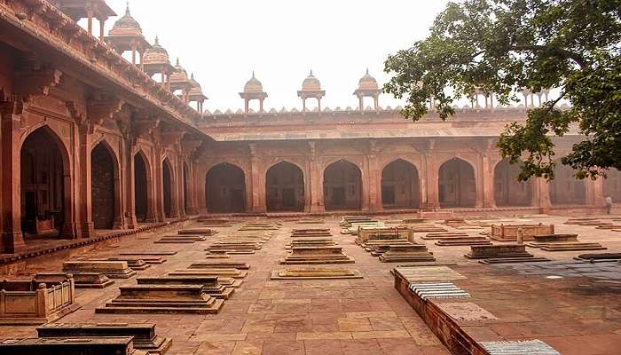 A View of the Graves inside Fatehpur Sikri