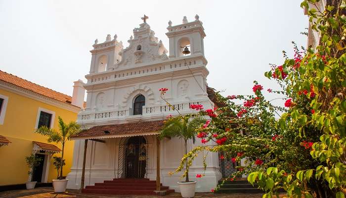 fort Tiracol, l’une des meilleurs endroits cachés de Goa