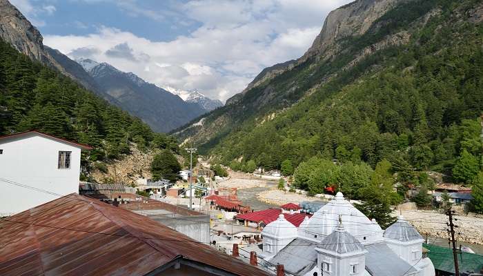 Gangotri is one of the temples that tourists flock to during the Char Dham Yatra.