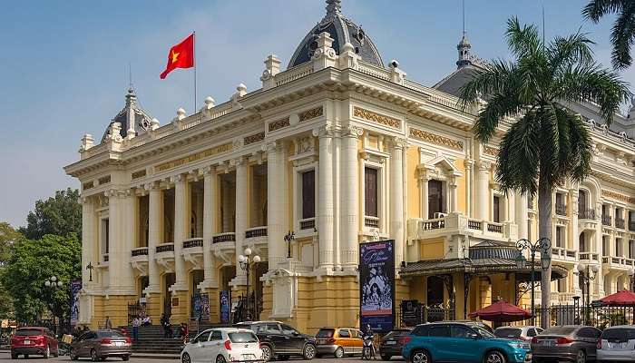 Hanoi Opera House must include in your Hanoi in June itinerary.