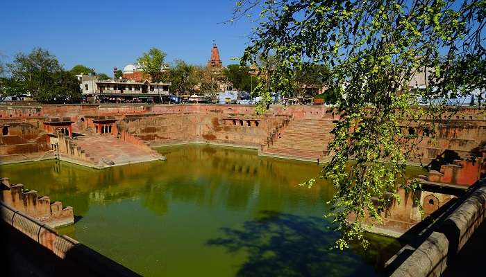 A surreal view of Potra Kund in Mathura