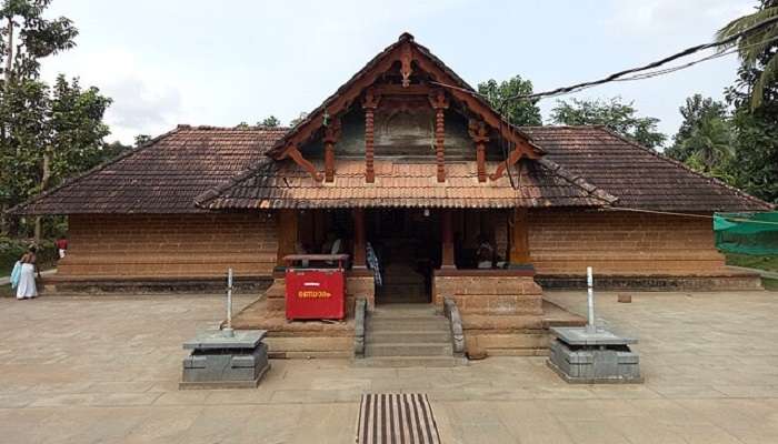 Compound of Mridanga Saileswari Temple