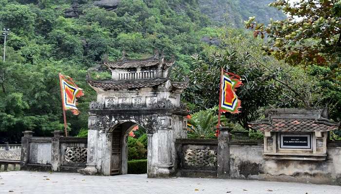 The gateway of the ancient capital of Hoa Lu in Vietnam.