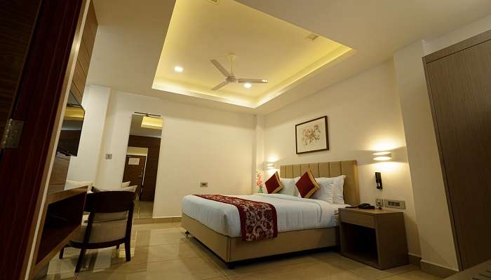 Hotel Soorya Regency in Perinthalmanna with modern amenities and comfortable rooms.