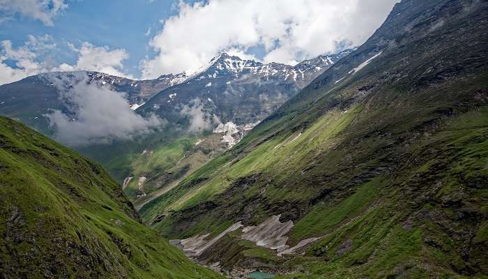 Always take the quickest route to travel from Delhi to Badrinath road trip