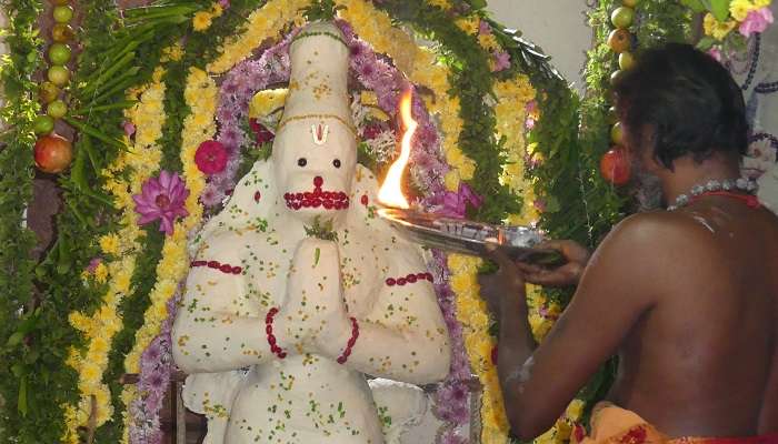Pooja of hanuman jii inside the temple