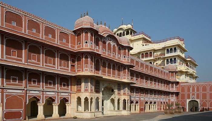 Embrace the royalty at the Jaipur City Place, a famous Rajasthan heritage site.