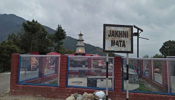 An outside view of Jakhni Mata Temple