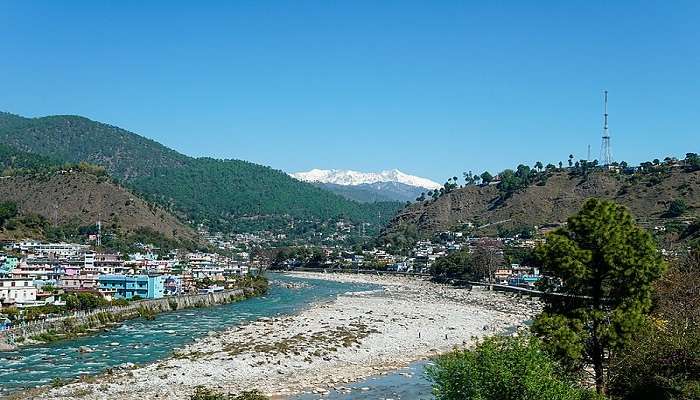 Attractions and top hotels in Bagеshwar