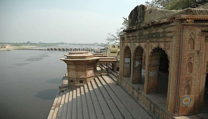 A beautiful Govind Devi Temple In Vrindavan constructed on the banks of the Keshi Ghat