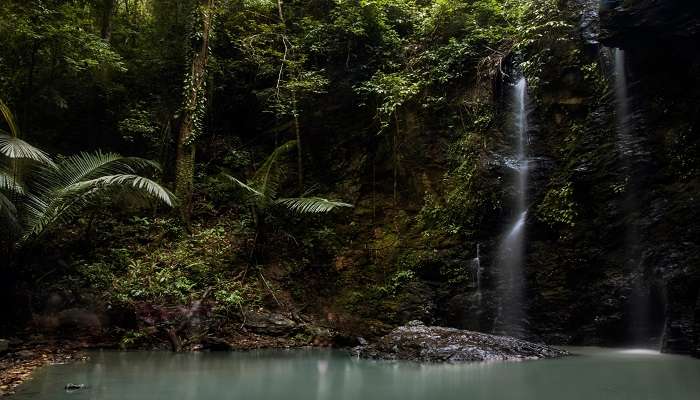 Mesmerising view of Khlong Chak Waterfall.