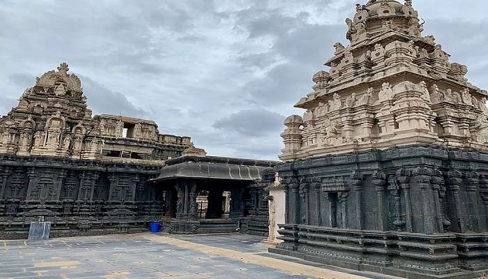 The majestic Ramalingeswara Swamy Temple, located in Andhra Pradesh