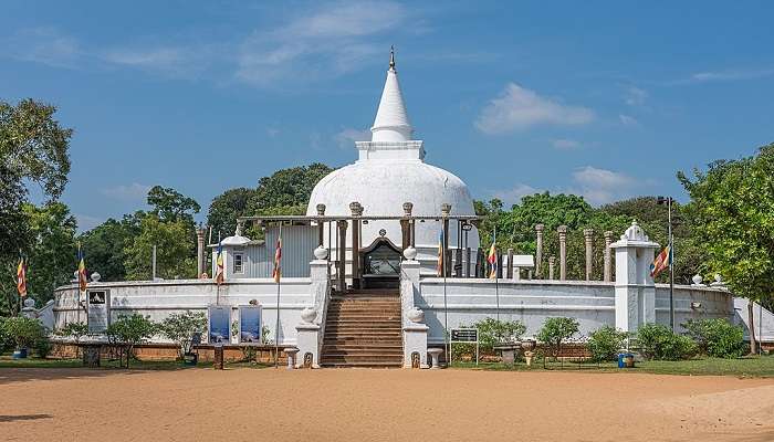 Pilgrims visit the Lankarama Stupa to seek blessings