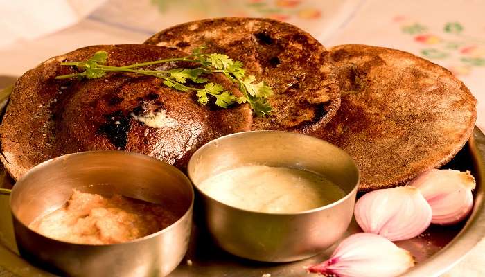 A picture of Madua Ki roti served in the region of Dhanachuli