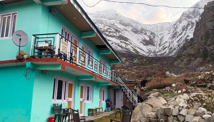 The best homestay covered with snow during winter. 