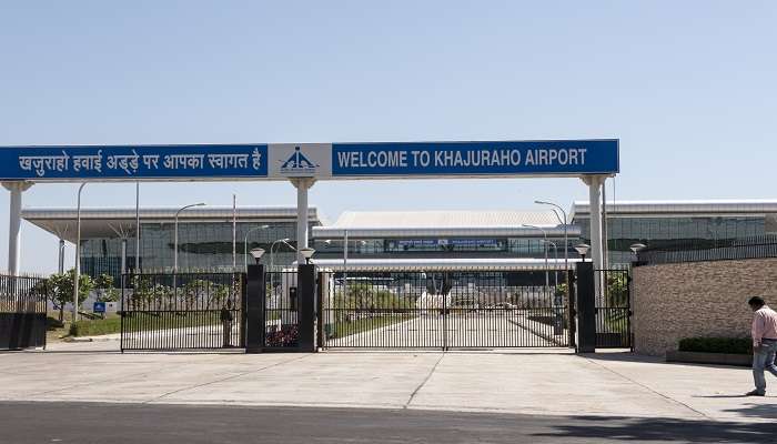 Khajuraho Airport, Uttar Pradesh to reach Mauranipur