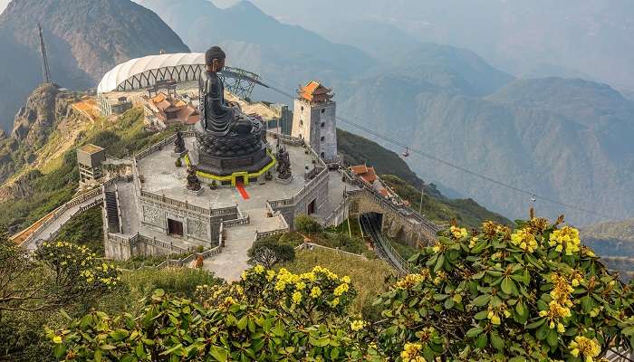 Fansipan Legend offers breathtaking cable car rides
