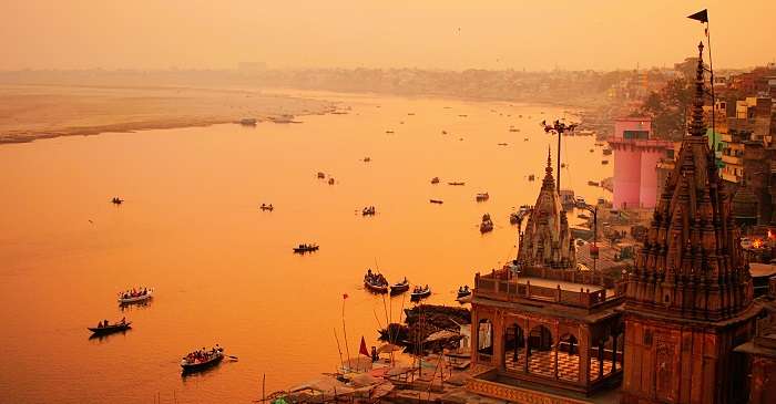 Hotels Near Dashashwamedh Ghat For An Ultimate Staycation
