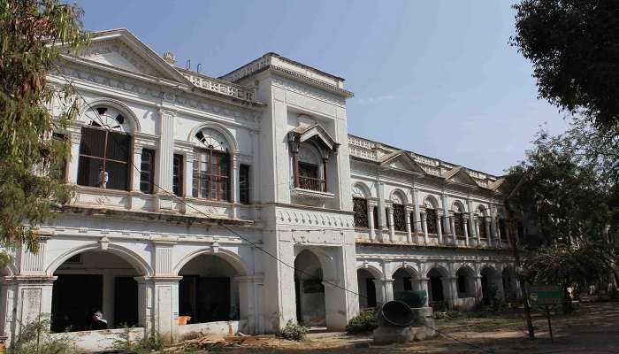 Exploring history at the Nizam Museum and visit during the best time.
