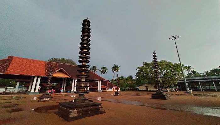 A magnificient picture of Vaikom temple Kerala