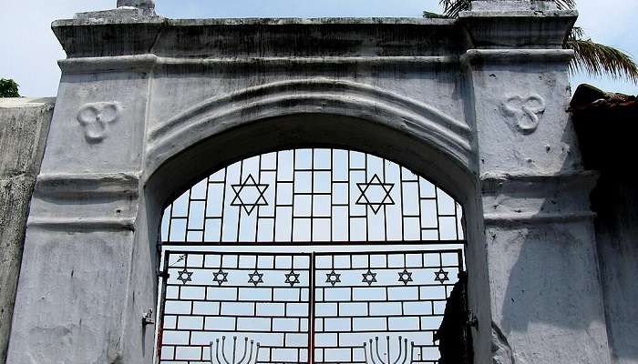 Visit the Paradesi Synagogue