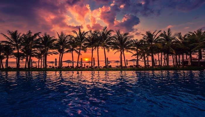 South Vietnam Travel Guide - Sunset at Long Beach in Phu Quoc, Vietnam