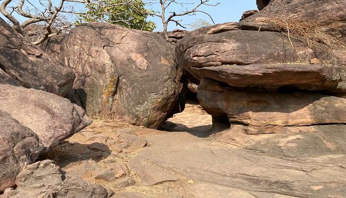 Bhimbetka Rock Shelters are a UNESCO World Heritage Site in India.