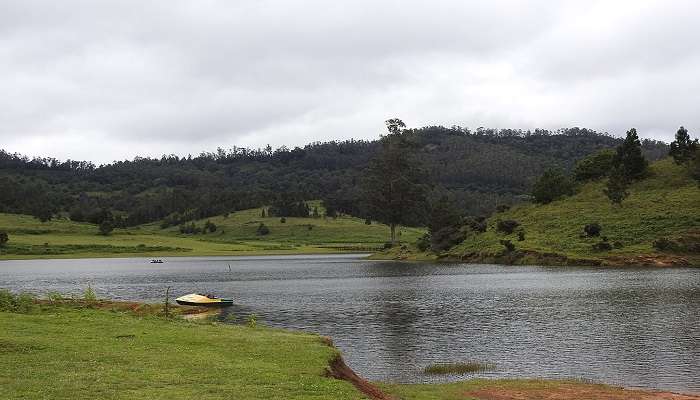 Mannavanur Lake near Poombarai Village
