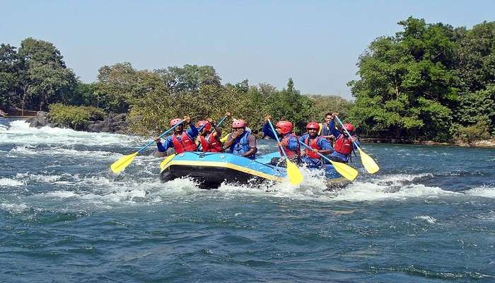 Tourists enjoying river rafting inRiver Betwa 