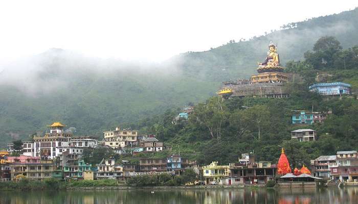 A stunning view of the Padmasambhava statue at the Rewalsar Lake. 
