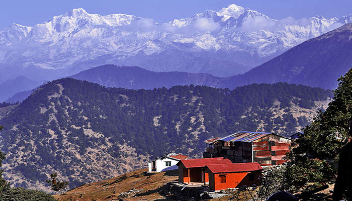 Image of the Valley Kedarnath in December