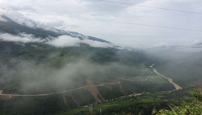 Dreamy view from the top of Sin Ho, a topmost attraction near Lai Chau.