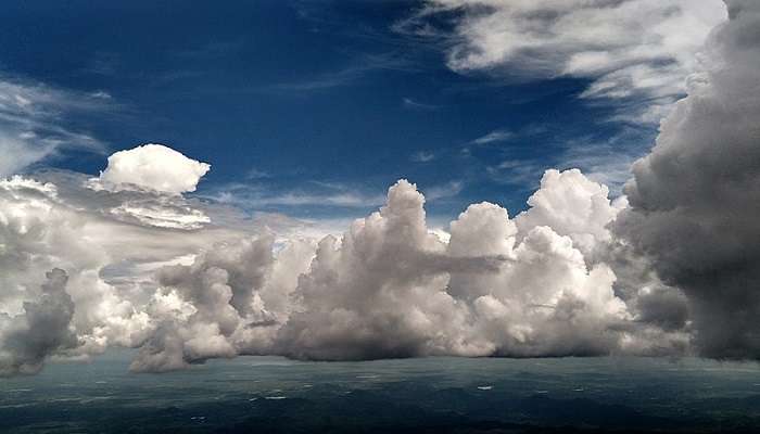 Clouds covering Lipton’s Seat Sri Lanka