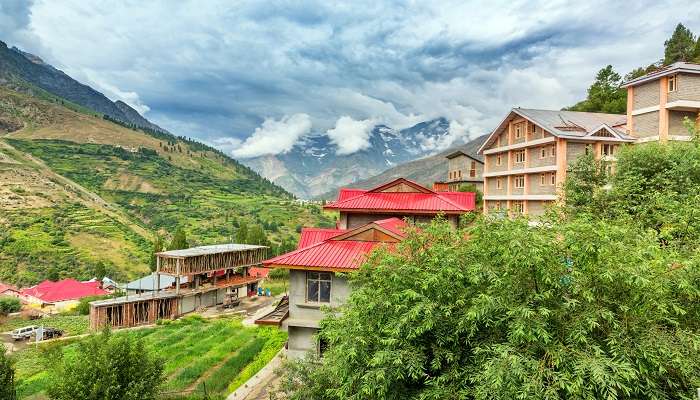 The Hotels In Baijnath have scenic views