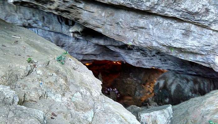 Vast cavern with impressive stalactites inside Sung Sot Cave.