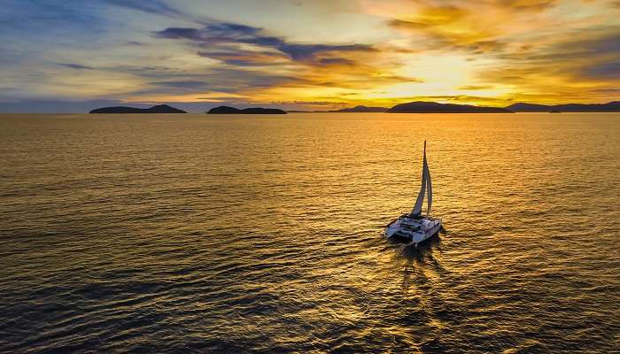Enjoy surreal sunset in Catamaran Cruise before Nightlife In Pereybere