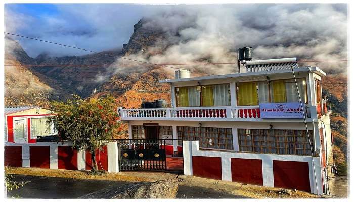 The Himalayan Abode is one of the stunning hotels in Joshimath.