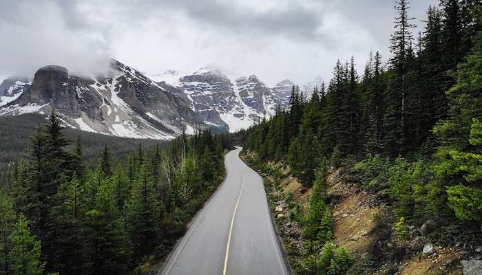 Picturesque view of the mountains that you must not visit