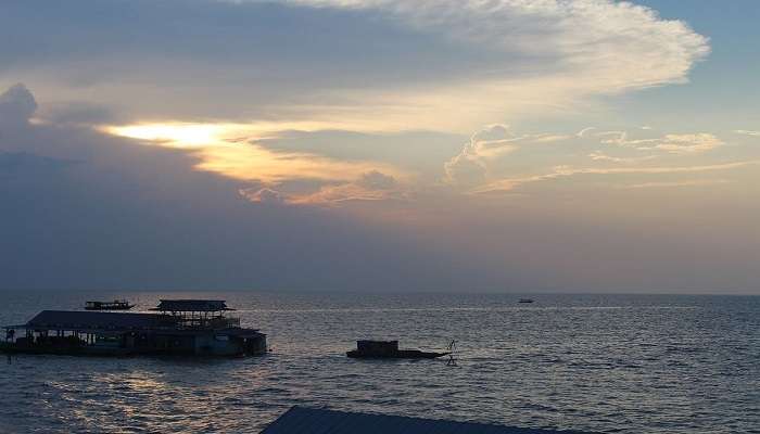 Captivating view of Tonle Sap Lake located near the Museum. 