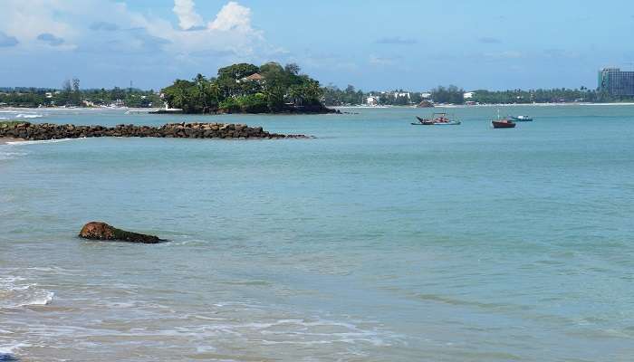 Weligama, C’est l’une des meilleures plages du Sri Lanka